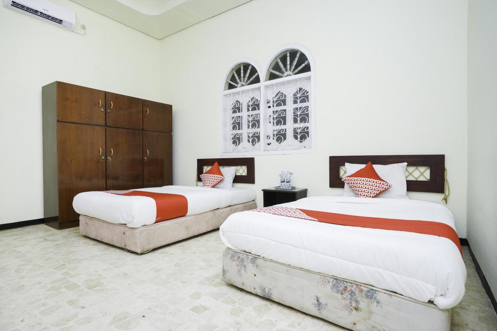 Oyo 2004 Penginapan Bidara Syariah Probolinggo Extérieur photo