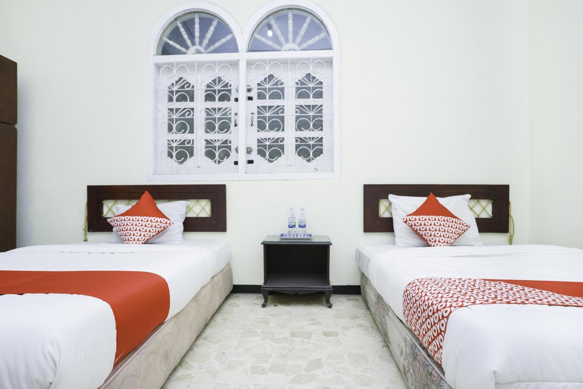 Oyo 2004 Penginapan Bidara Syariah Probolinggo Extérieur photo